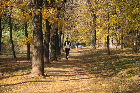 Buiten sporten in de herfst: de voordelen van trainen in de frisse lucht