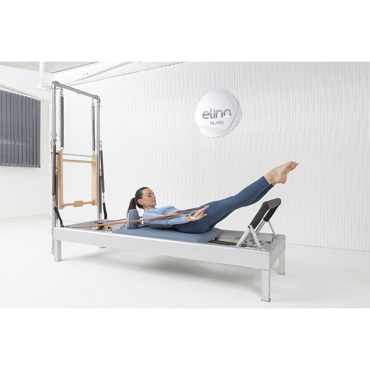 86" Classic Reformer met Toren – Elina Pilates