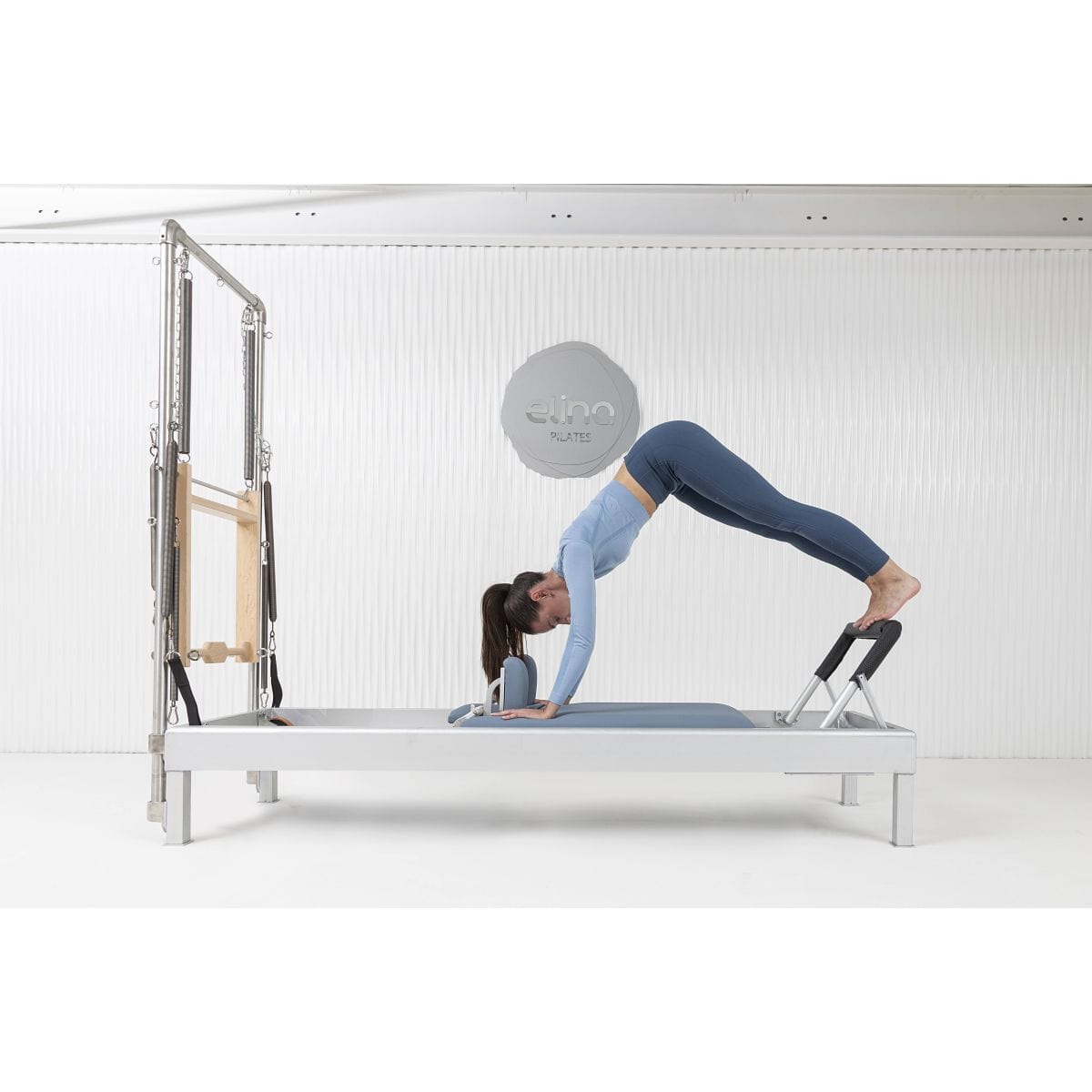86" Classic Reformer met Toren – Elina Pilates