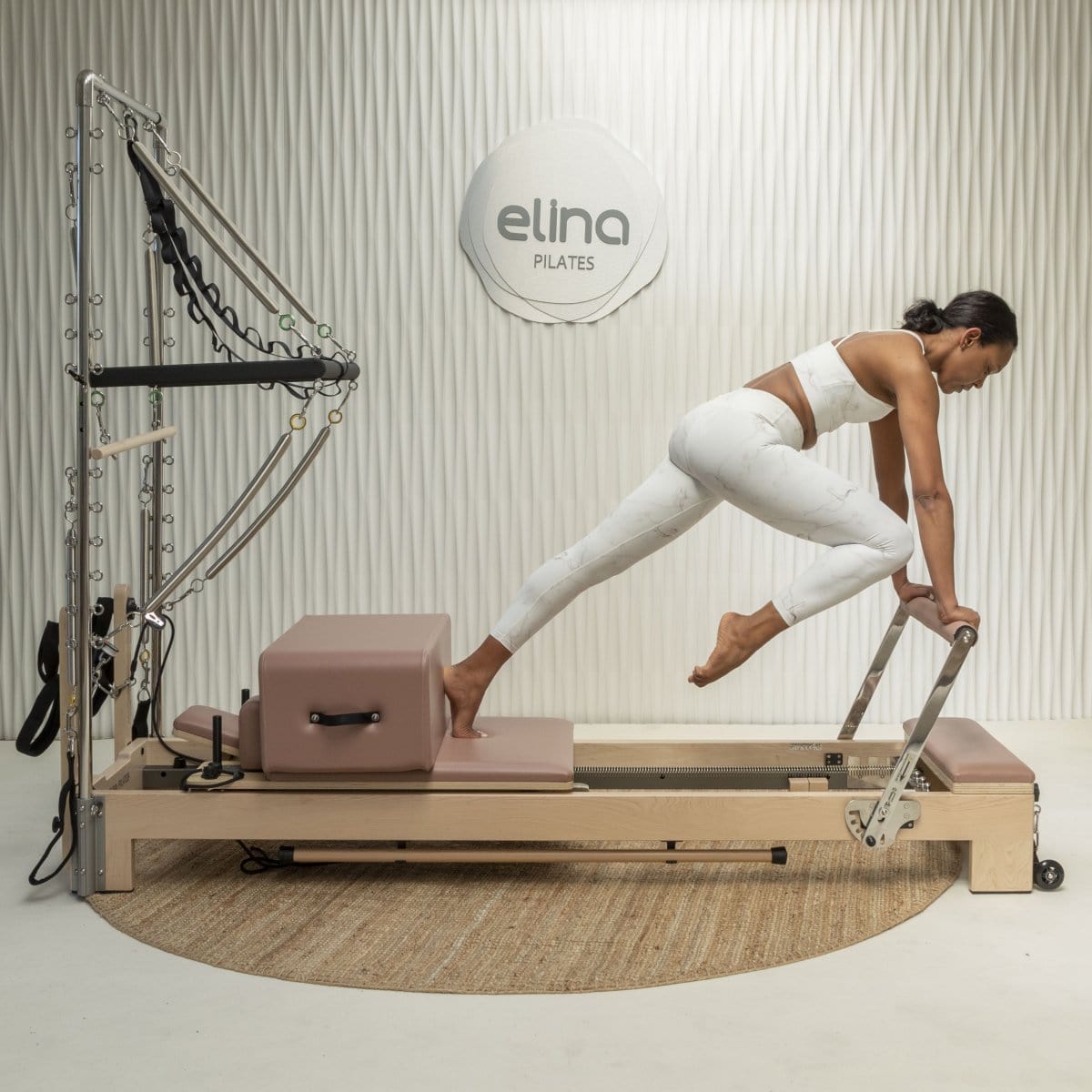 Lignum Reformer met Tower – Elina Pilates
